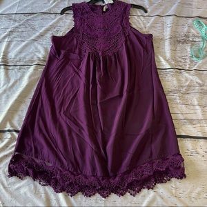 Vanity Dress NWT with lace yoke and trim, sz M